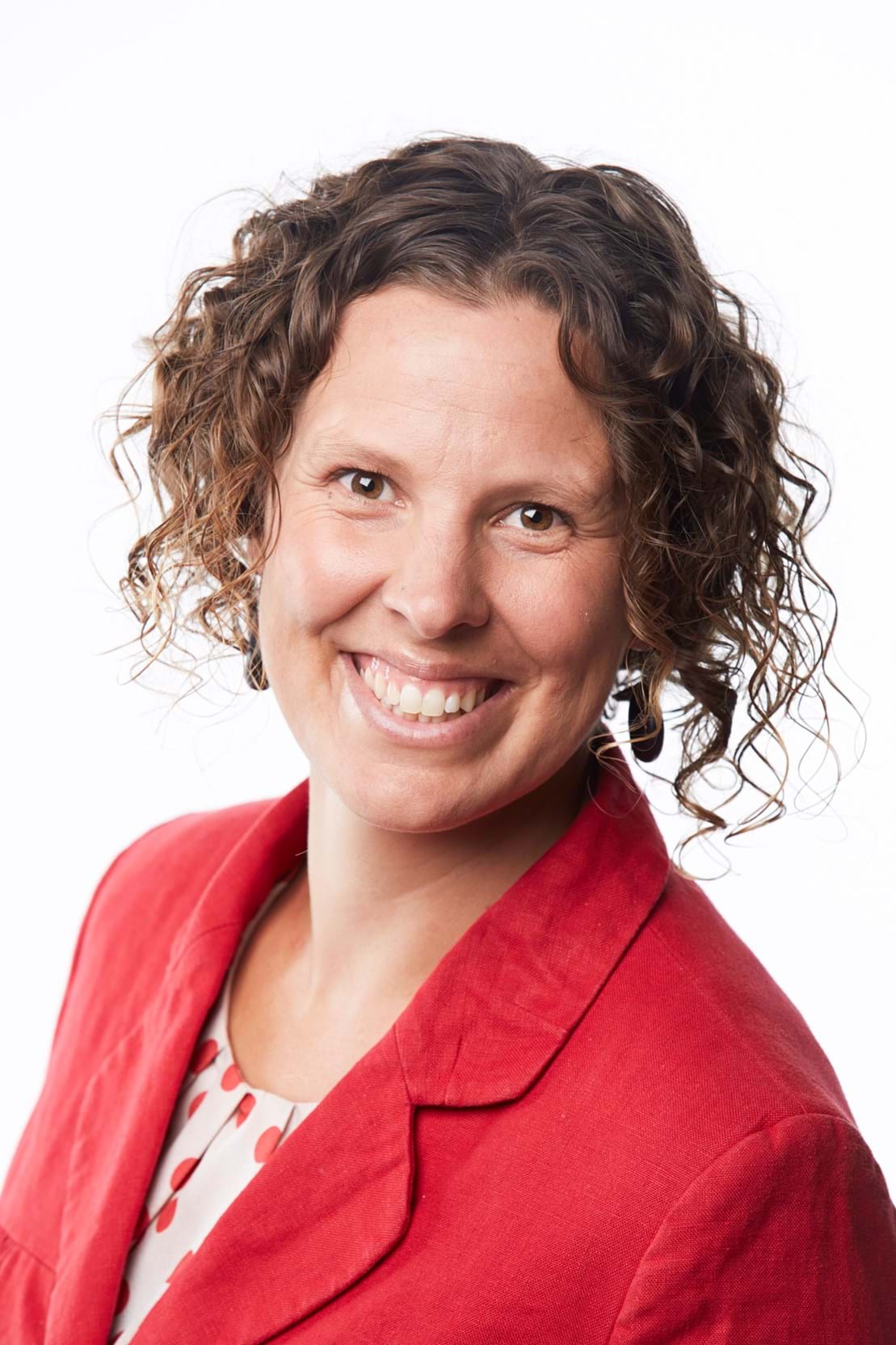 Corporate Portrait Photography | Melbourne Photography | Individual head and shoulders corporate portrait of woman on white background